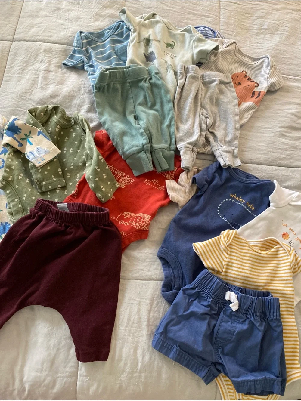 Old Navy Mixed Baby Outfit Bundle in Blue, Green, Red, Maroon, Yellow, Gray